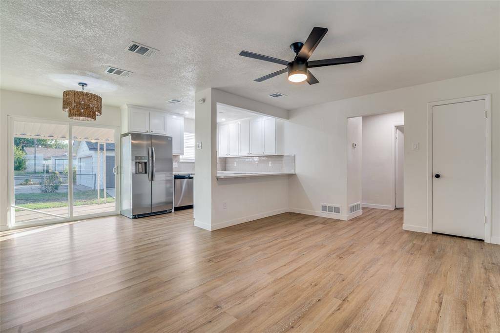 Mesquite, TX 75150,4718 San Marcus Drive