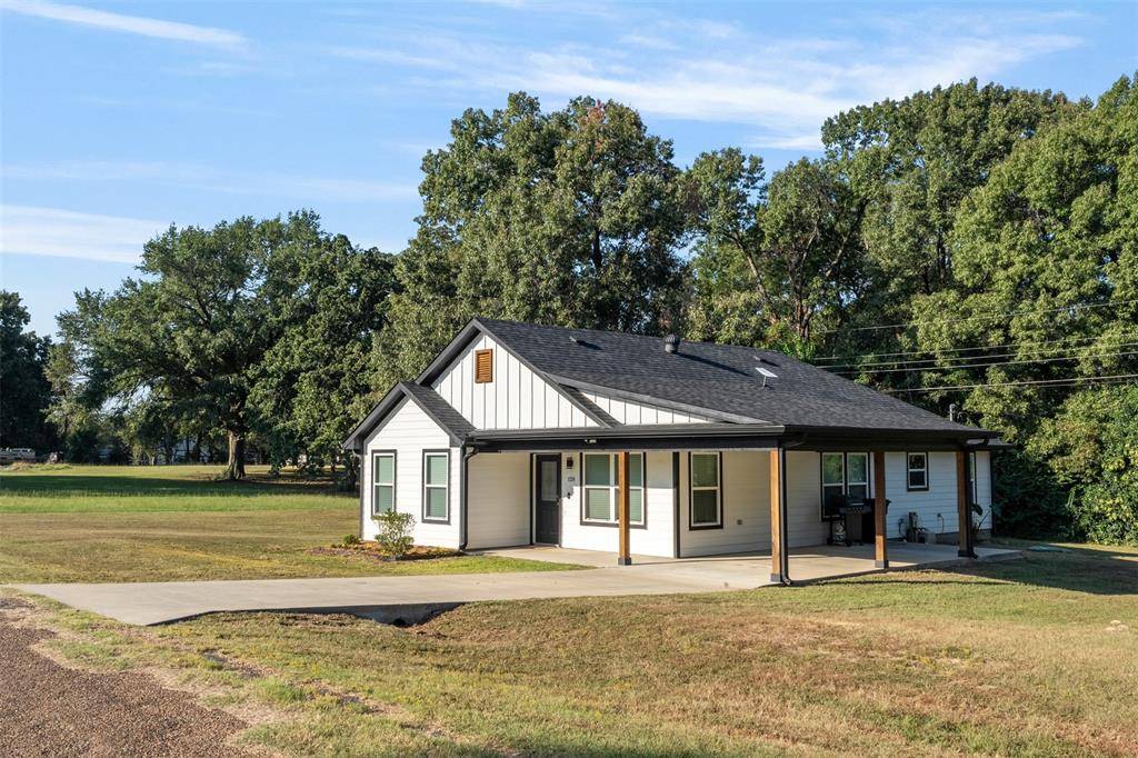 Mabank, TX 75156,128 Crestwood Drive