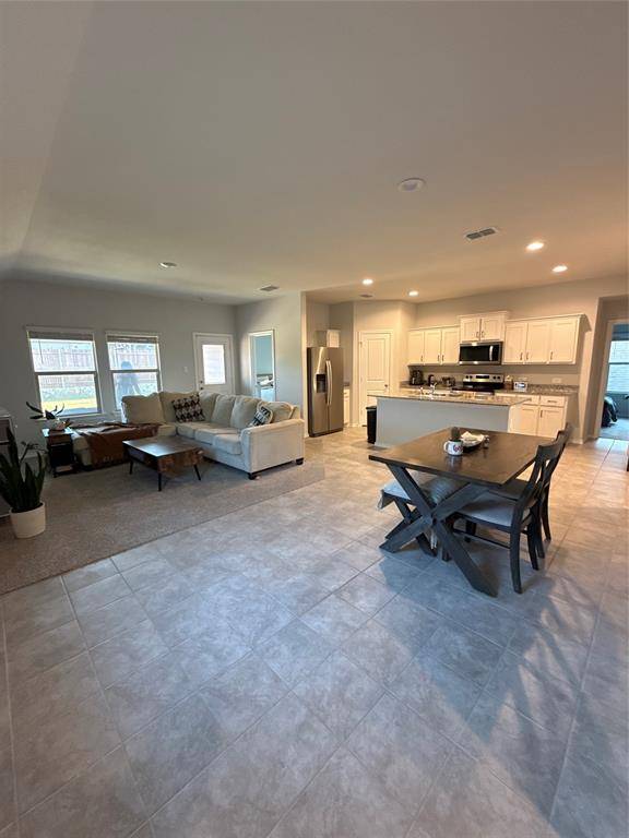 Fort Worth, TX 76131,421 Beekeeper Drive