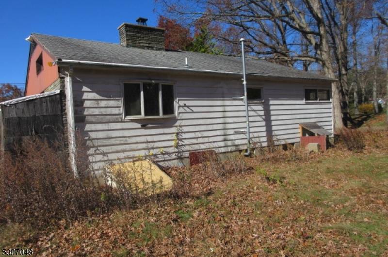 Jefferson Twp., NJ 07438,264 Cozy Lake Rd