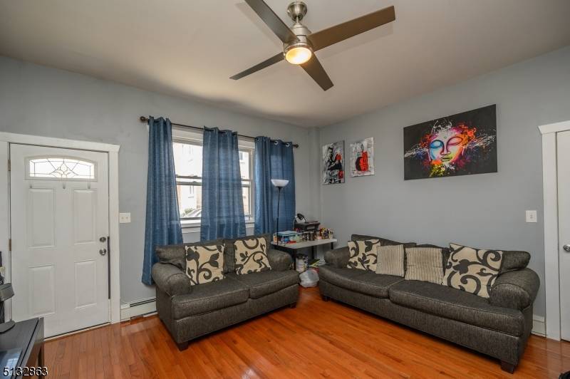 Garfield City, NJ 07026,82 Pacific Ave #3