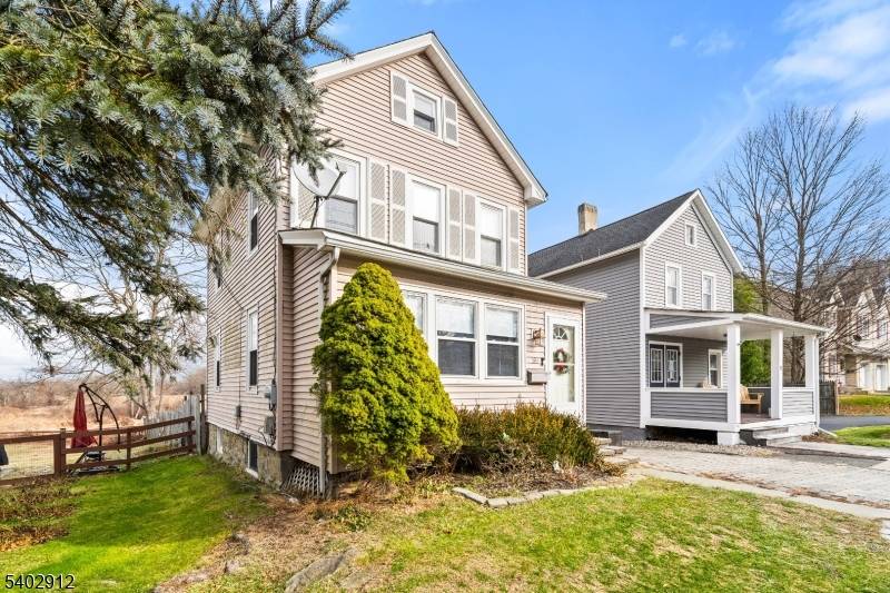 Newton Town, NJ 07860,89 Trinity St