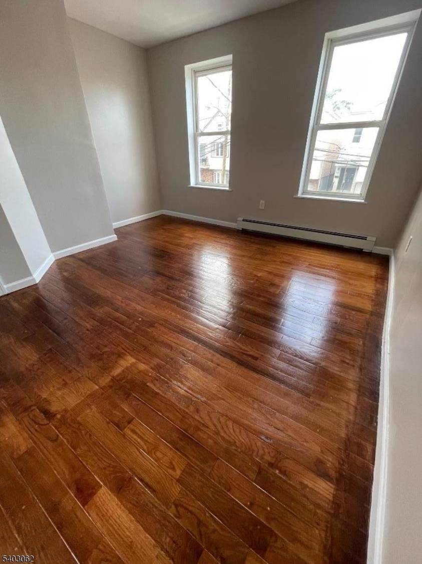 Newark City, NJ 07114,522 Mulberry St