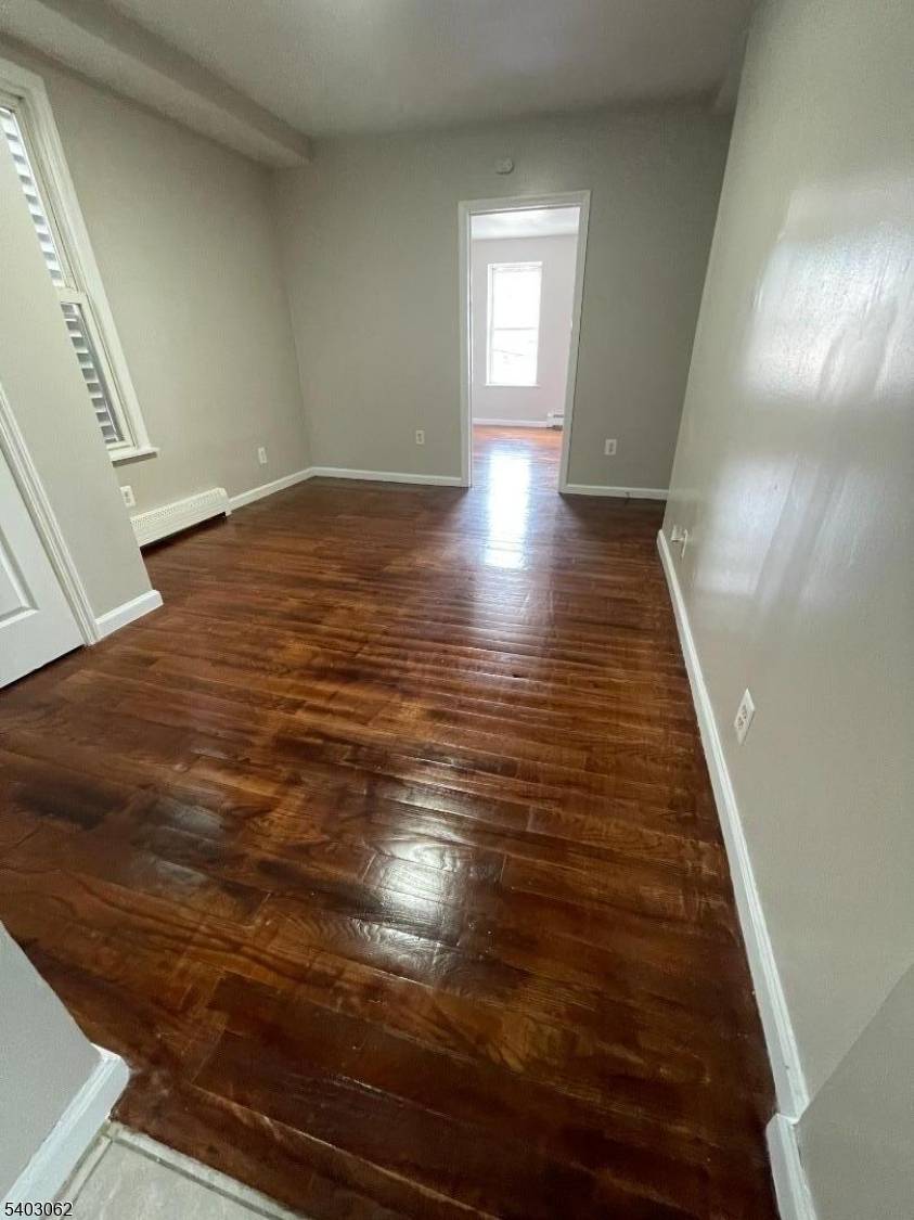 Newark City, NJ 07114,522 Mulberry St