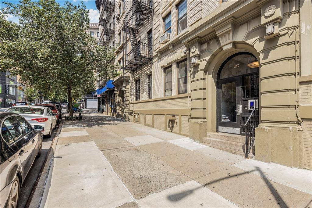 New York, NY 10027,29 Convent AVE #24