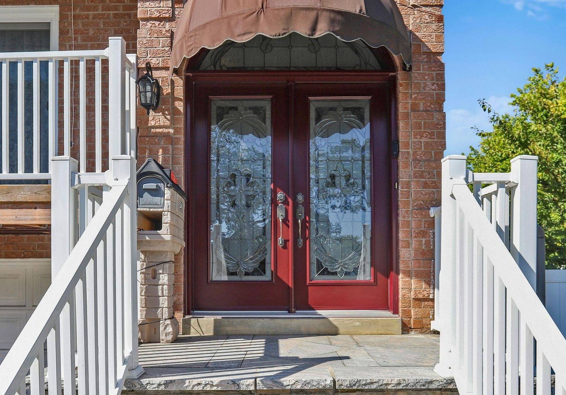 Toronto E10, ON M1E 5A1,54 Emcarr DR #MAIN