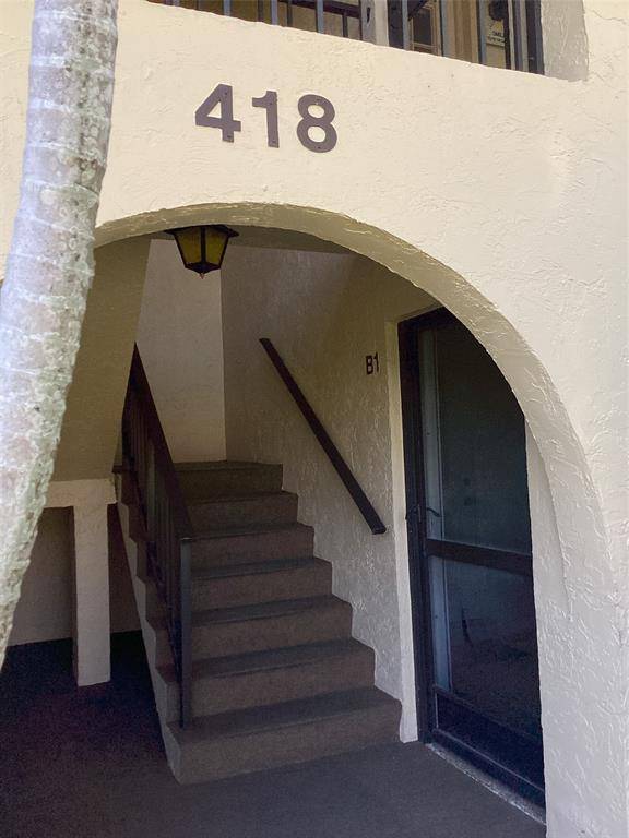 Greenacres, FL 33463,418 Pine Glen Ln #C-2