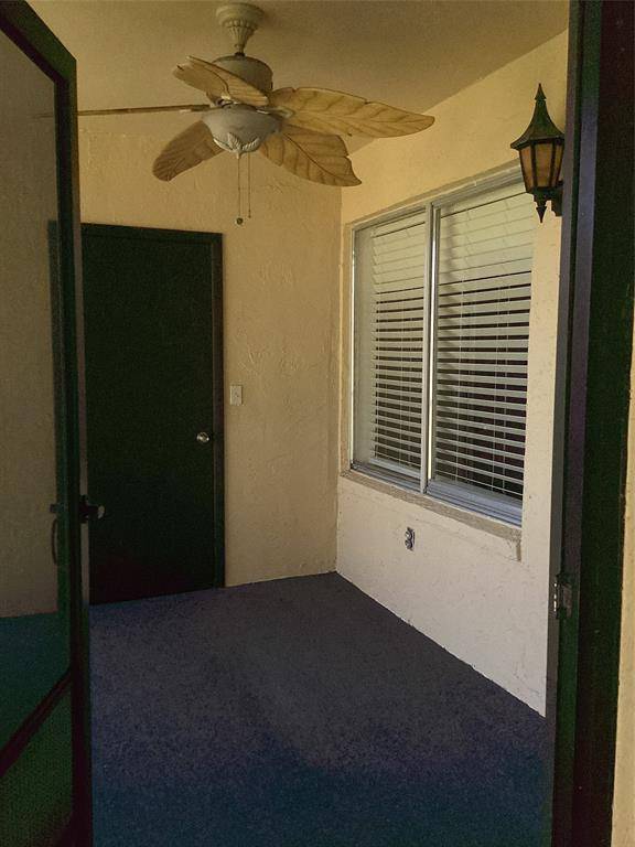 Greenacres, FL 33463,418 Pine Glen Ln #C-2