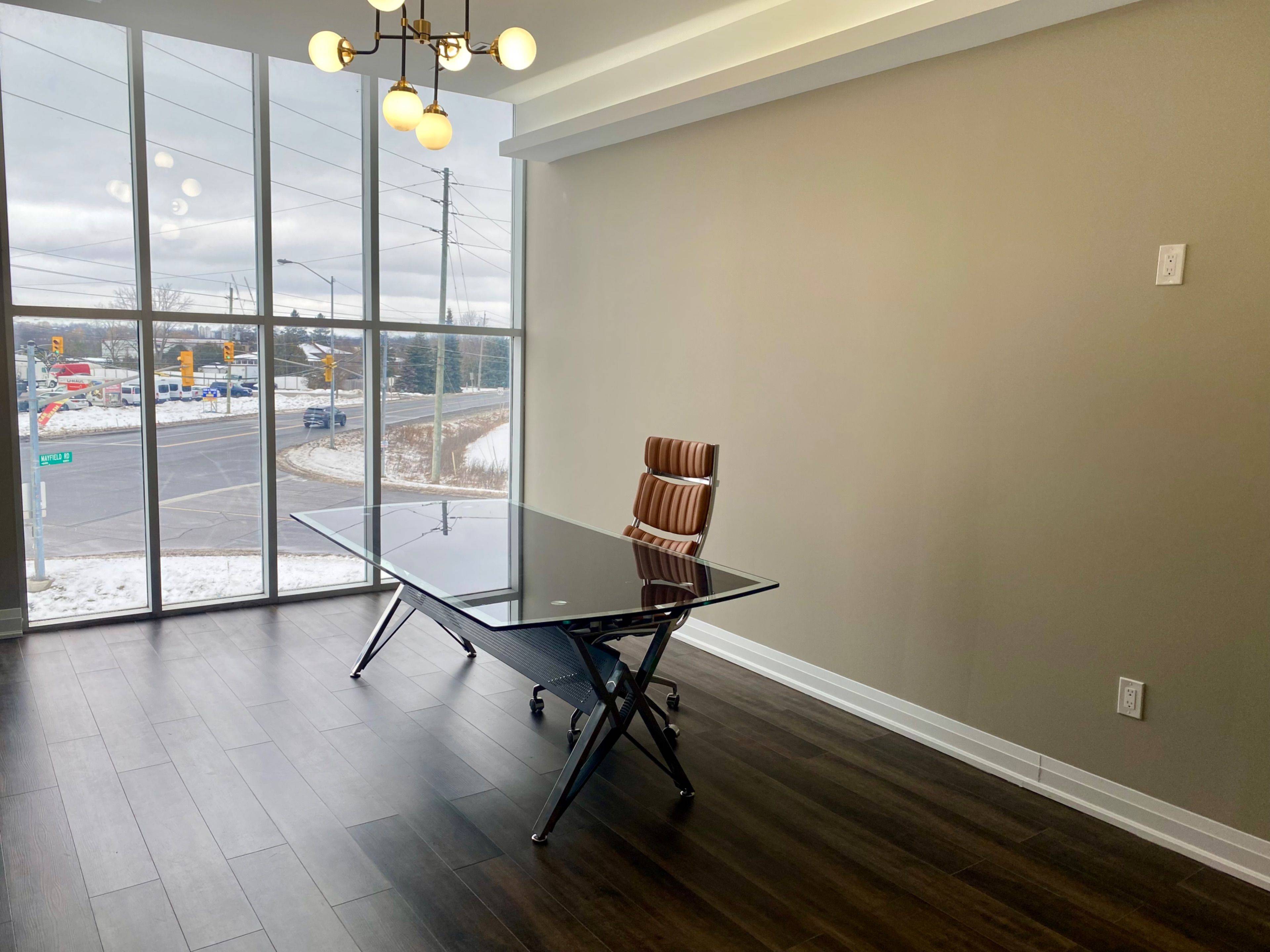 Brampton, ON L6P 0H9,6475 Mayfield RD #204