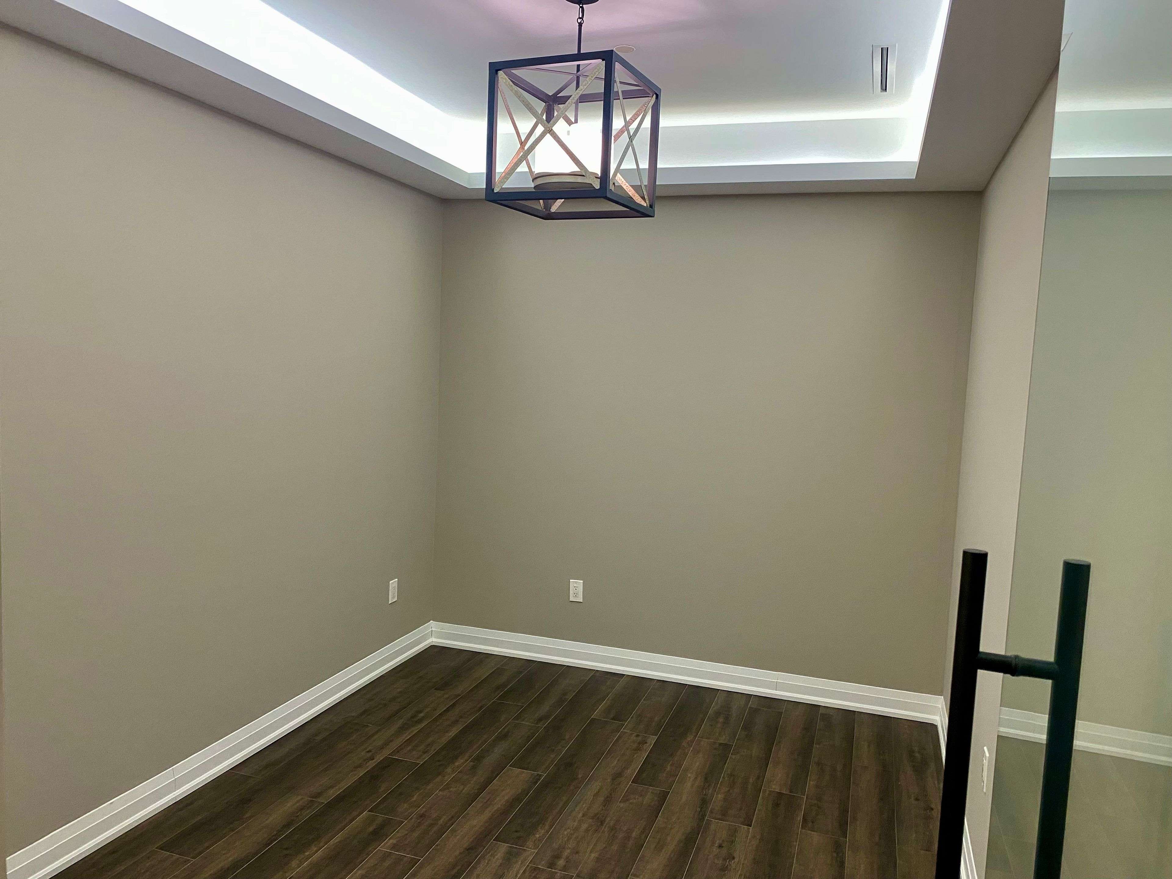 Brampton, ON L6P 0H9,6475 Mayfield RD #204