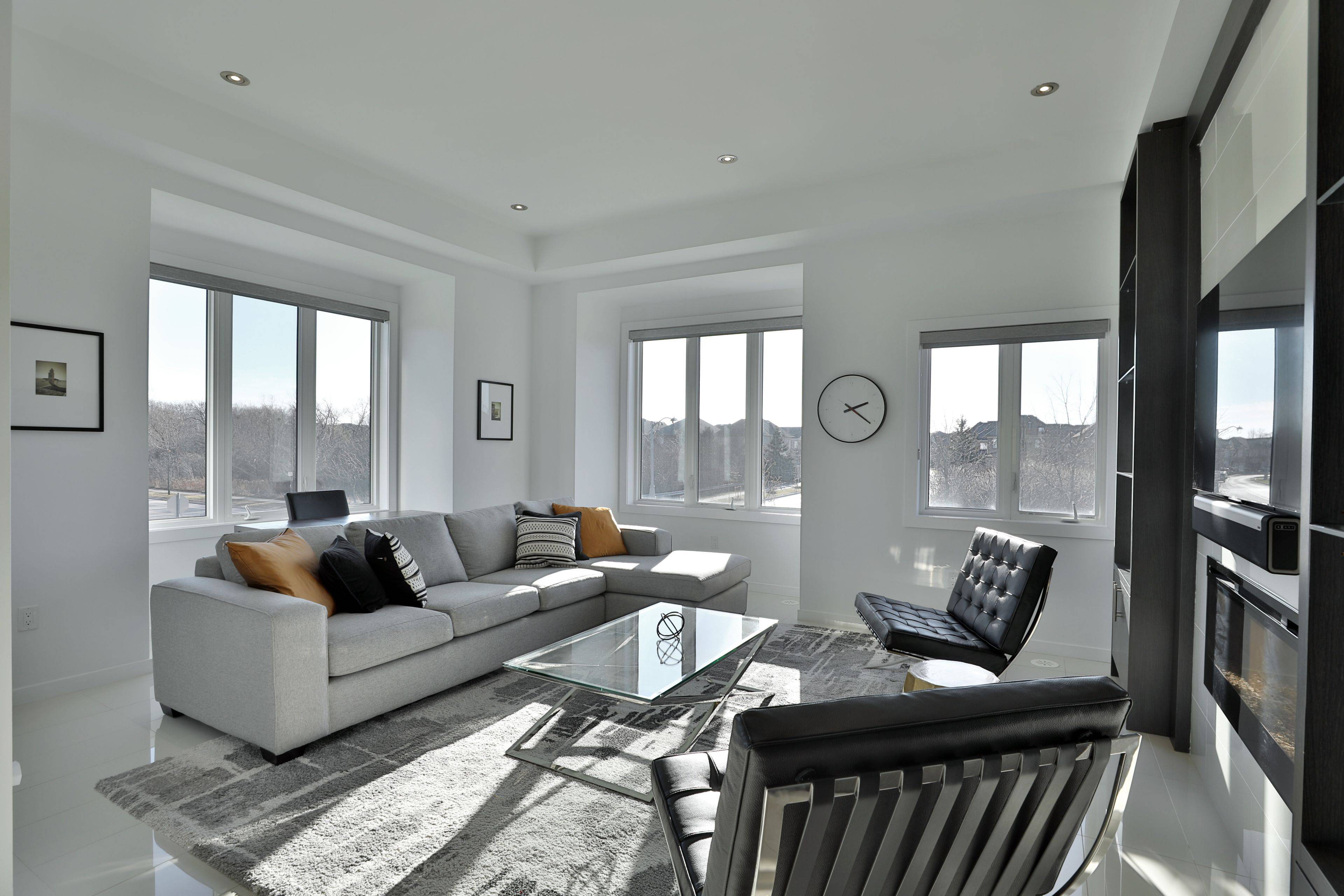 Oakville, ON L6L 0E8,220 VELLWOOD Common