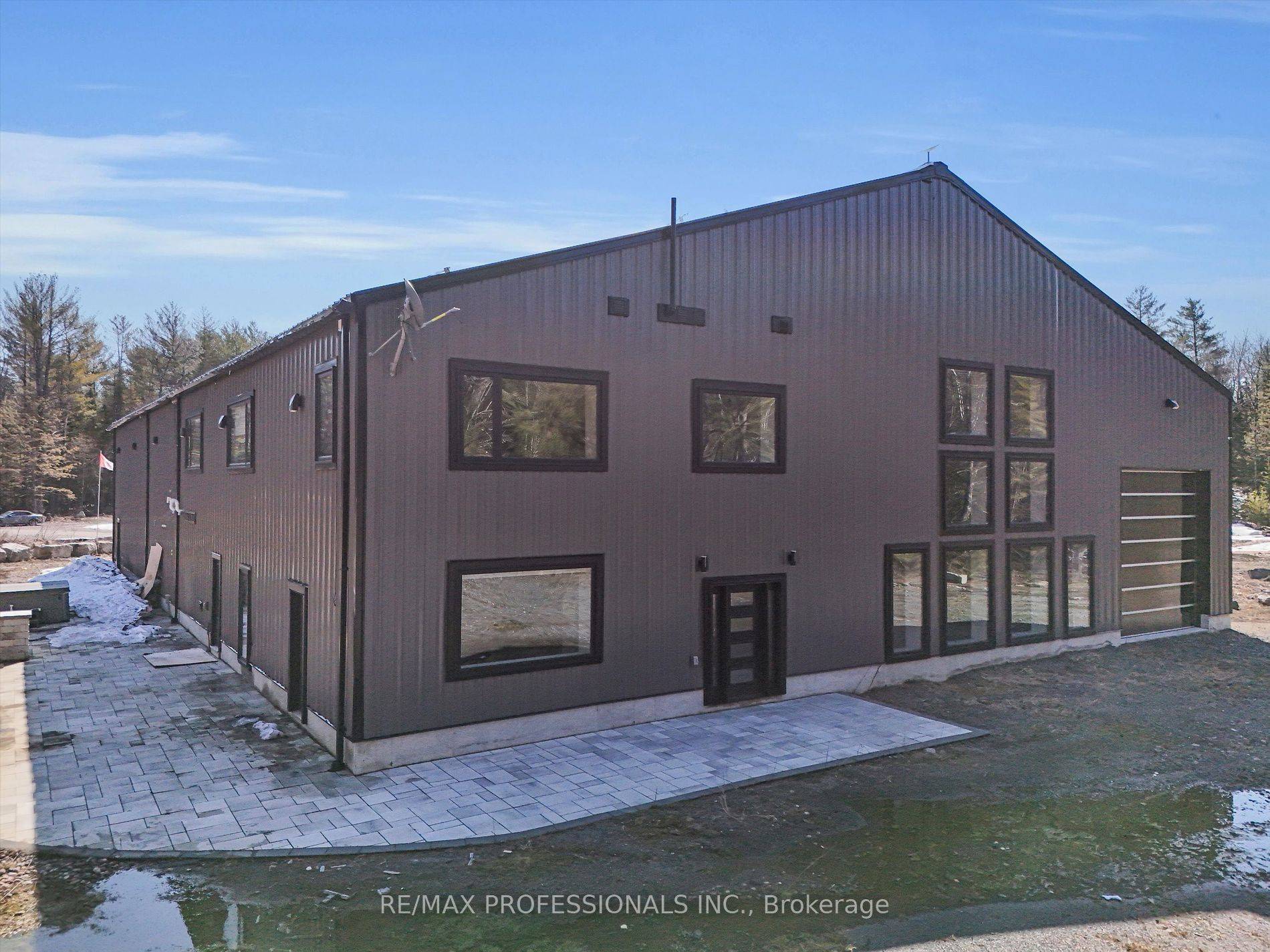 Lake Of Bays, ON P0B 1A0,2320 Highway 117 N/A