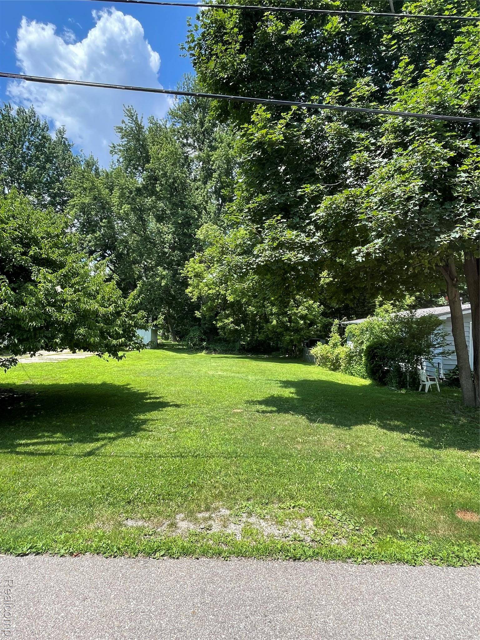 Keego Harbor, MI 48320,2428 Willow Beach ST