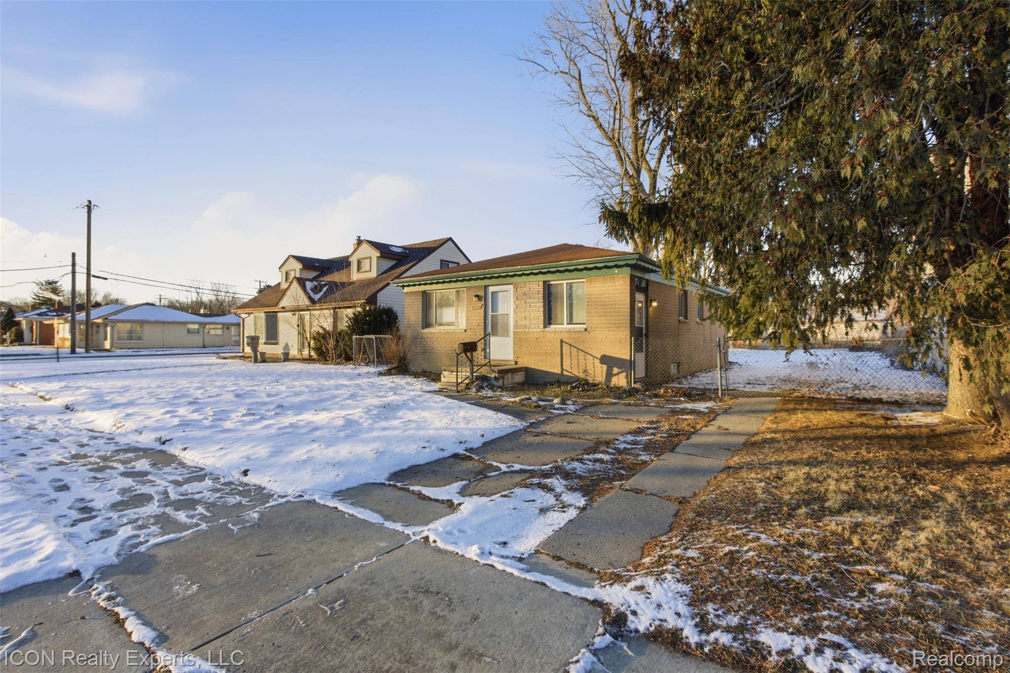 Eastpointe, MI 48021,14731 Stephens DR