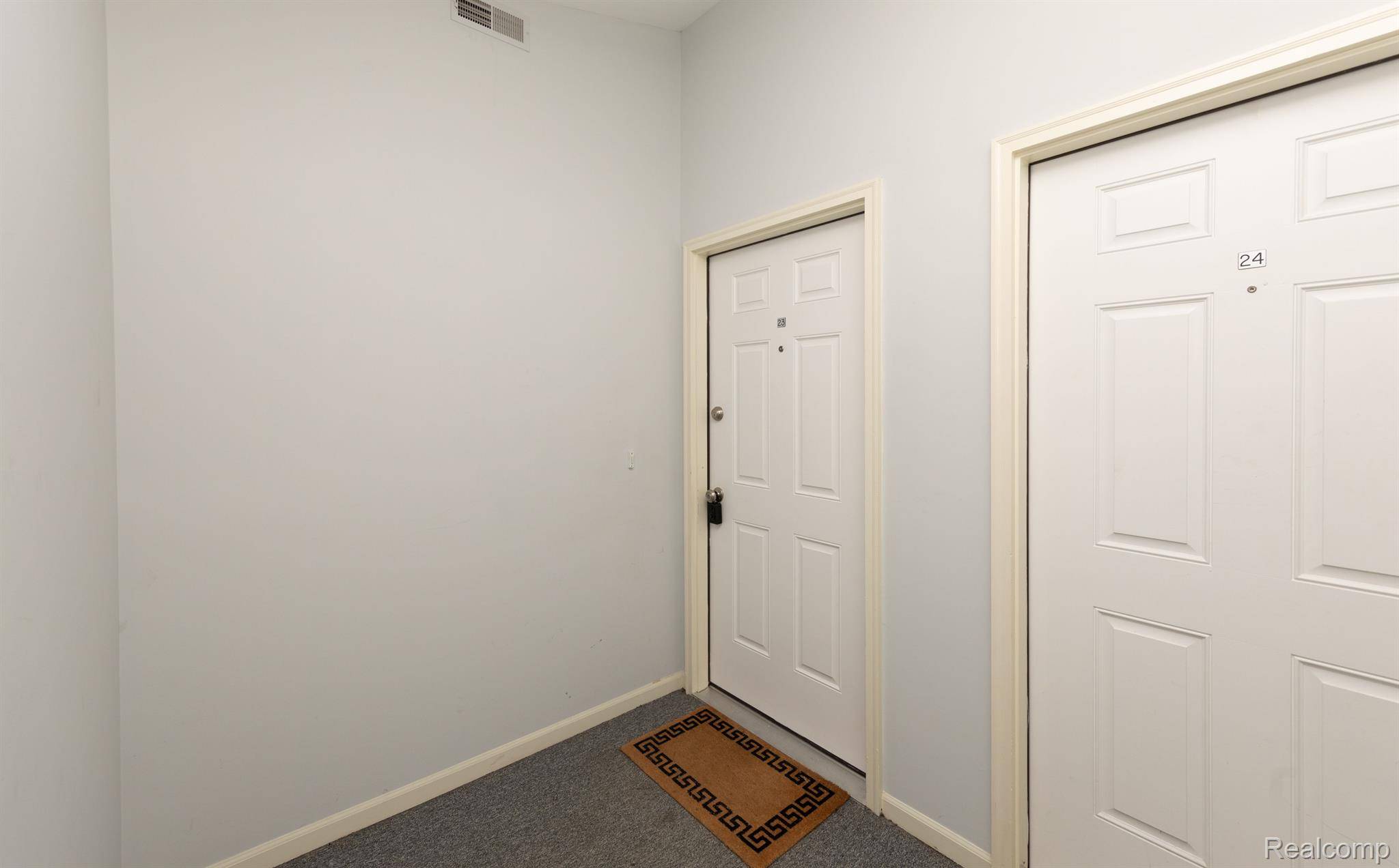 Clarkston, MI 48346,6600 TRILLIUM VILLAGE LN #23