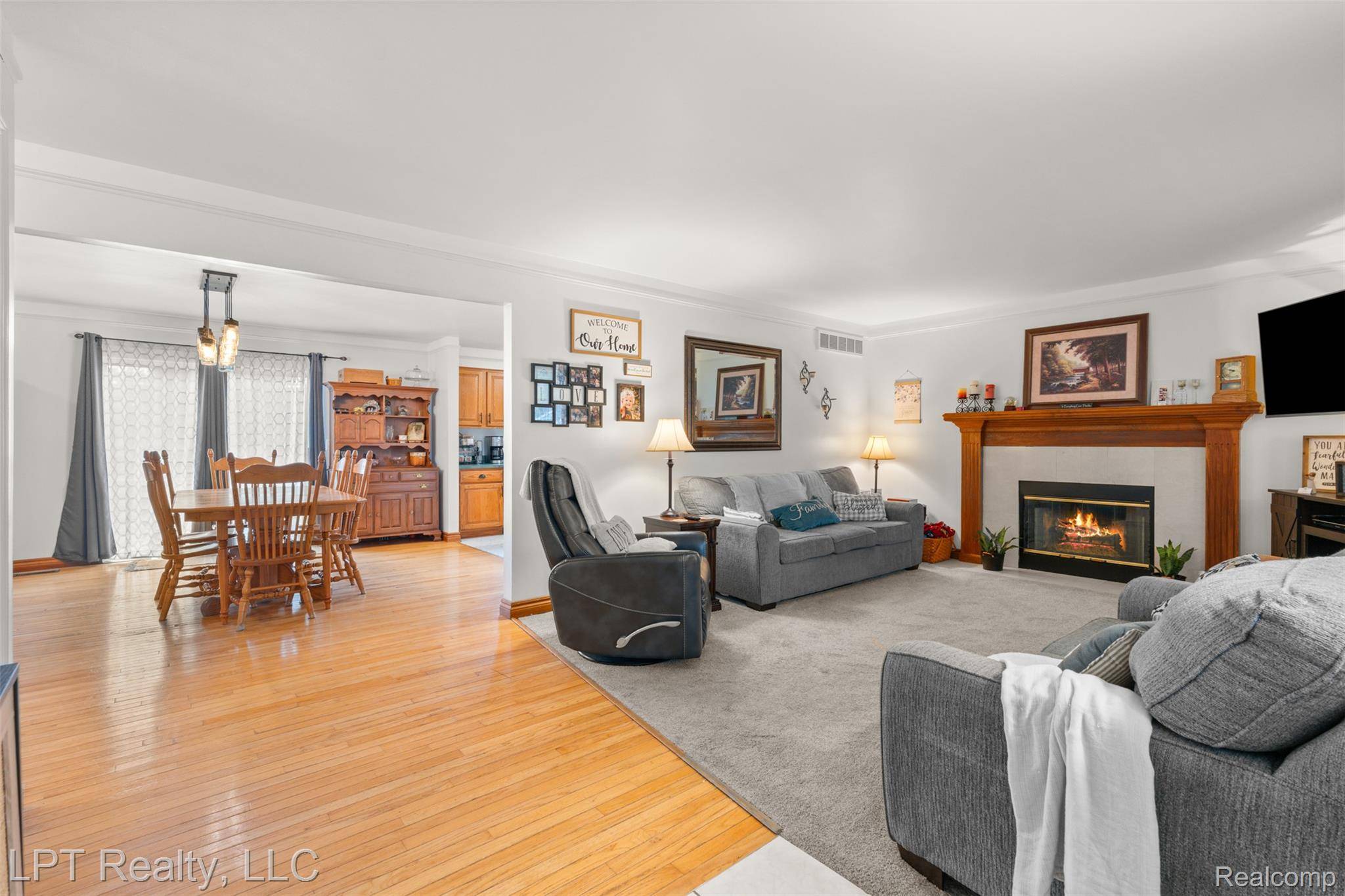 Macomb, MI 48044,21789 Magnolia CT