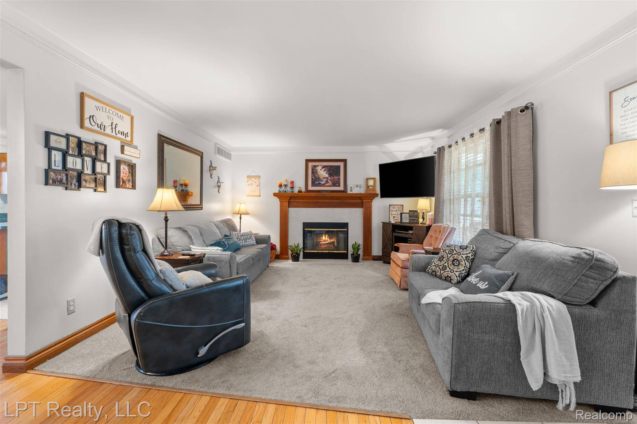 Macomb, MI 48044,21789 Magnolia CT