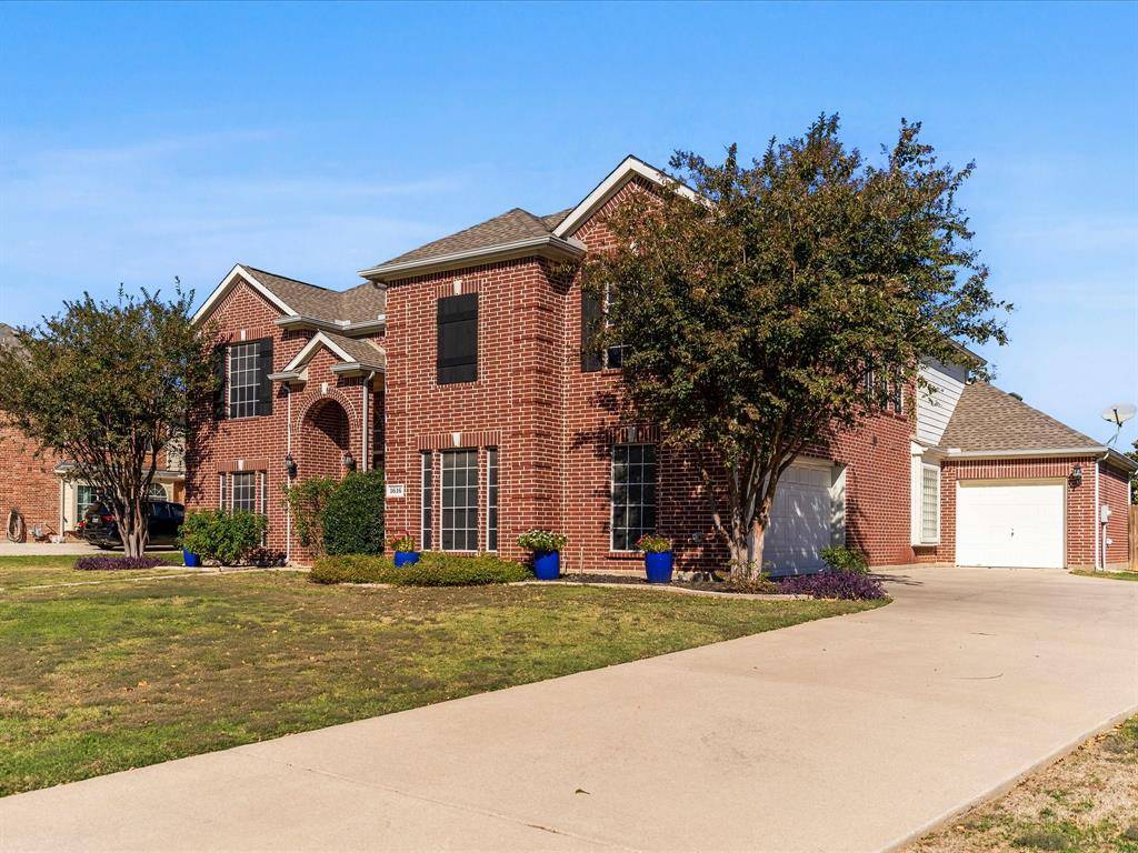 Fort Worth, TX 76052,1616 Bassett Hound Drive