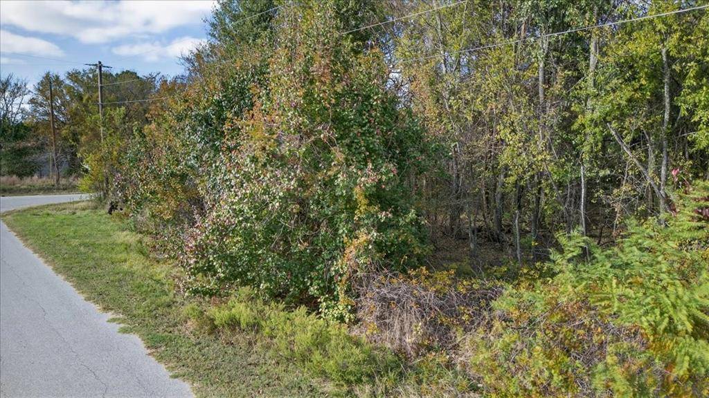 Tool, TX 75143,720 Oahu Loop