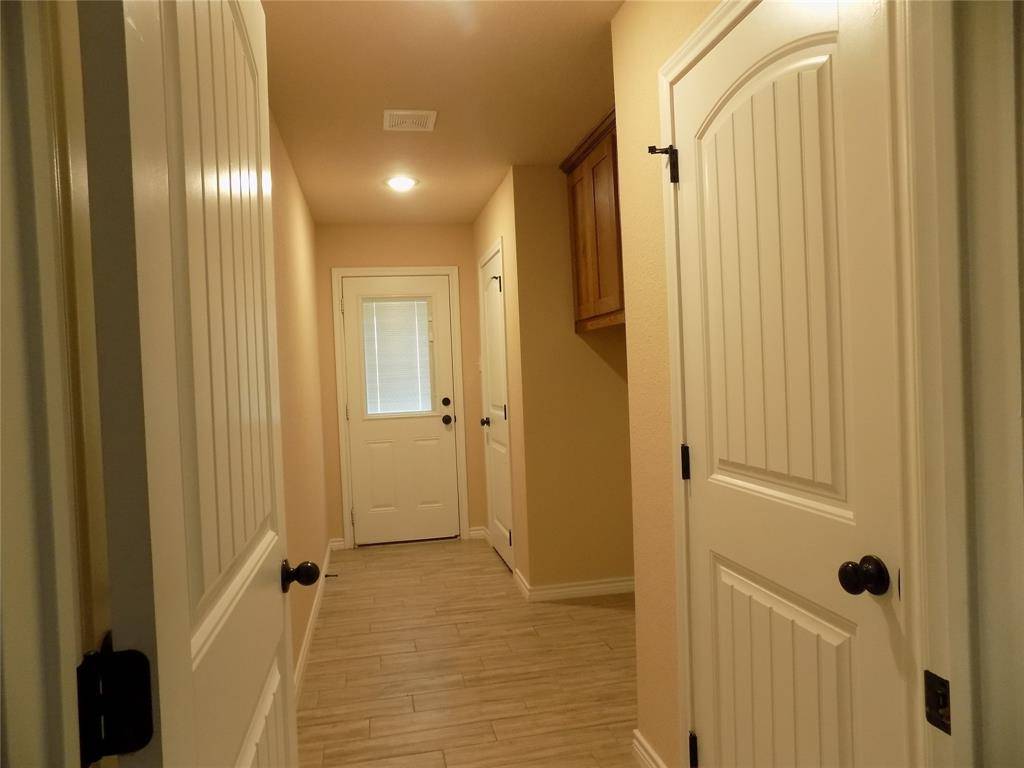 Poolville, TX 76487,2007 Brown Loop