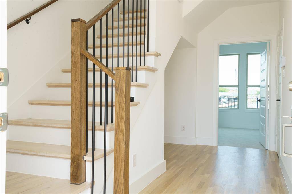 Rowlett, TX 75088,9311 Easy Street