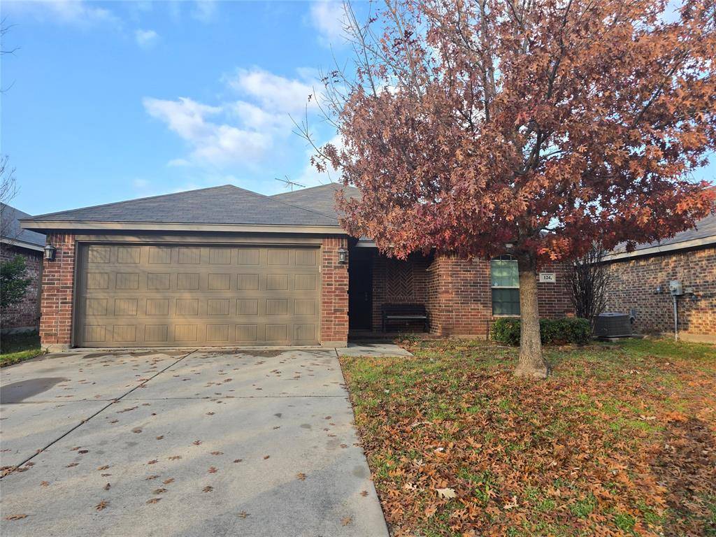 Azle, TX 76020,124 Bridlewood Street