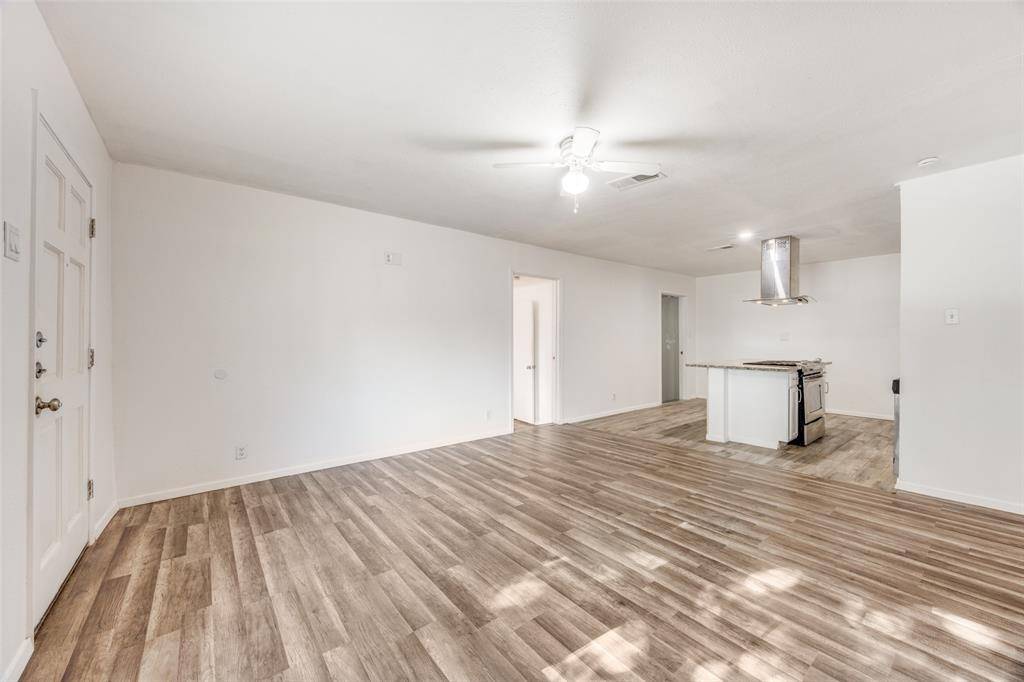 Denison, TX 75020,1043 Star Street