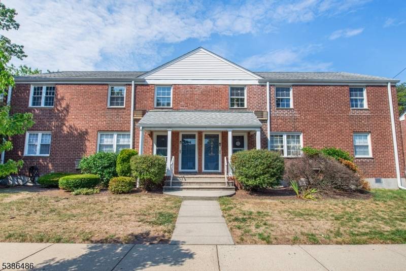 Rutherford Boro, NJ 07070,110 Darwin Ave