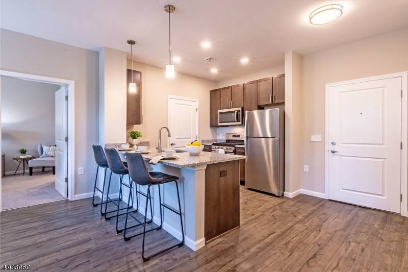 Wharton Boro, NJ 07885,54 N Main St #206