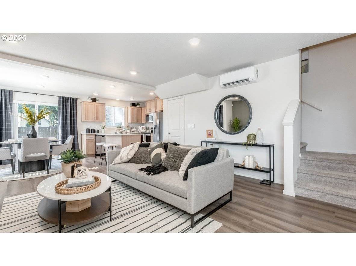 Gresham, OR 97080,6171 SE 16th ST