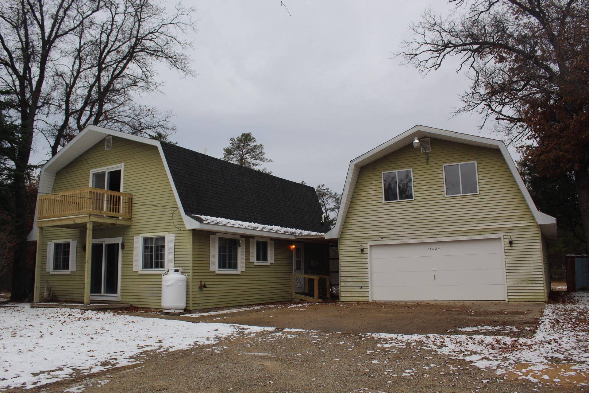 Roscommon, MI 48653,11424 Stephan Bridge RD