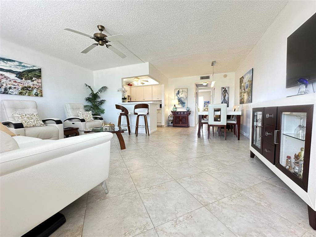 Deerfield Beach, FL 33442,4108 Cambridge E #4108