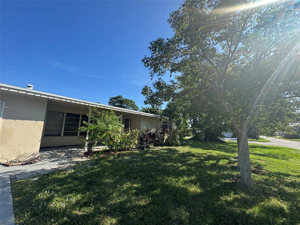 Pompano Beach, FL 33060,160 SE 15th Ave