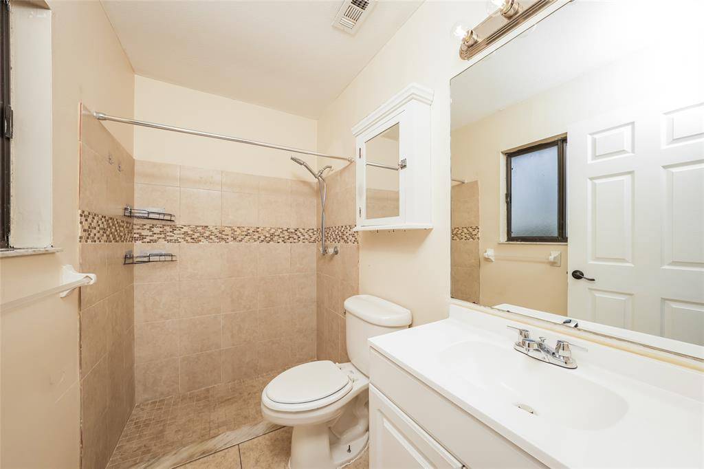 Port St Lucie, FL 34952,2299 SE Rainier Rd