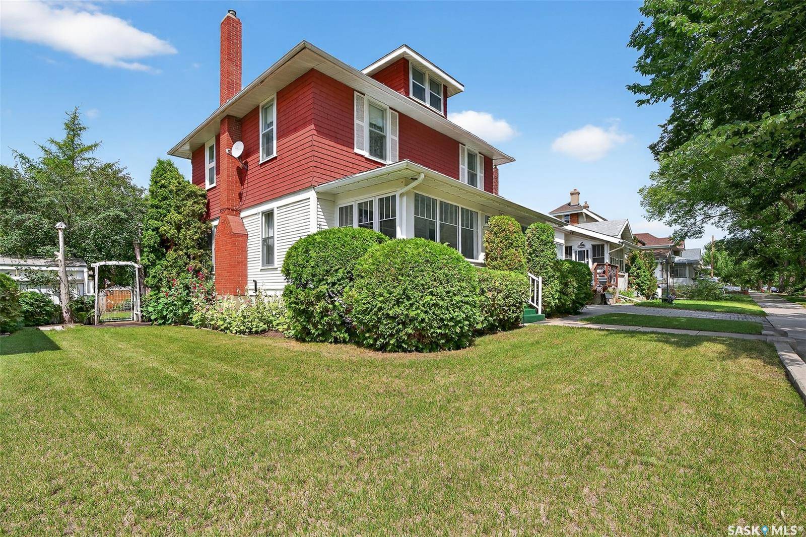 Moose Jaw, SK S6H 3V2,1120 3rd AVENUE NW