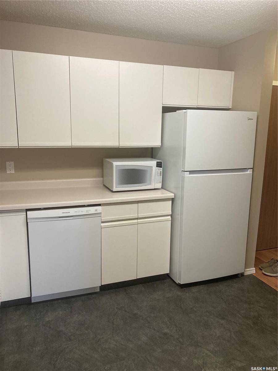 Saskatoon, SK S7K 7Y9,209B Cree PLACE #318