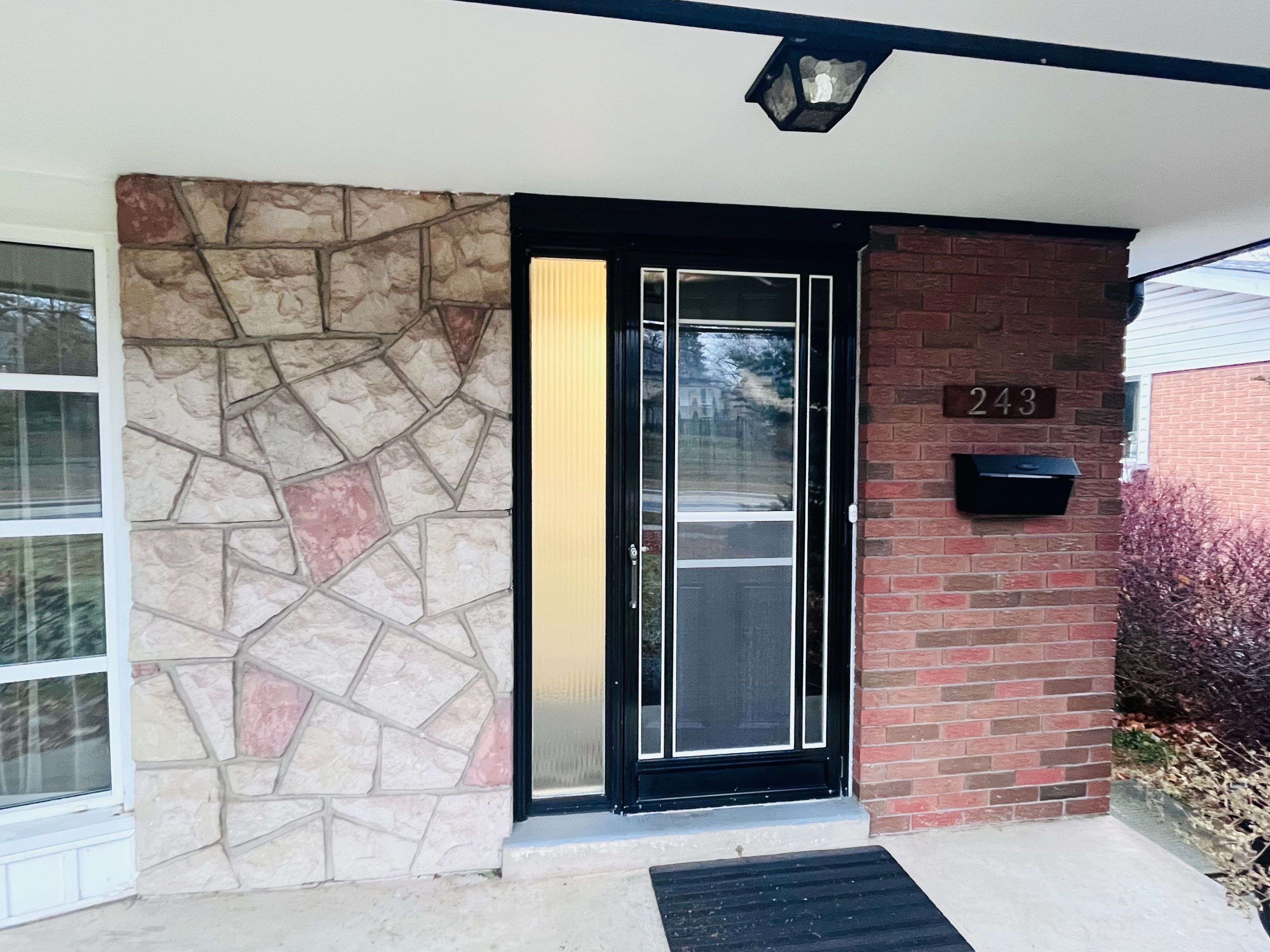 Burlington, ON L7L 2X3,243 Appleby Line