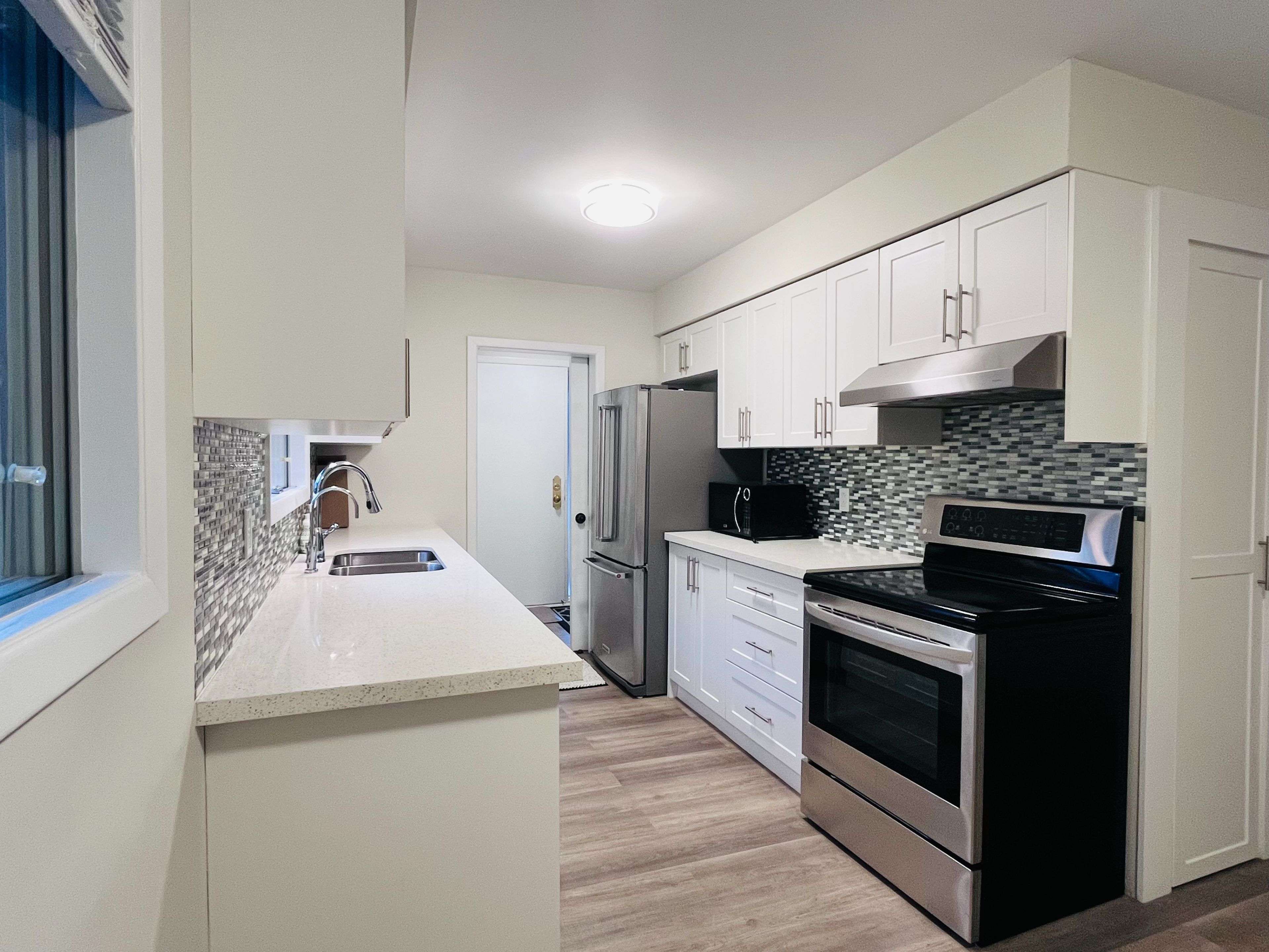 Burlington, ON L7L 2X3,243 Appleby Line