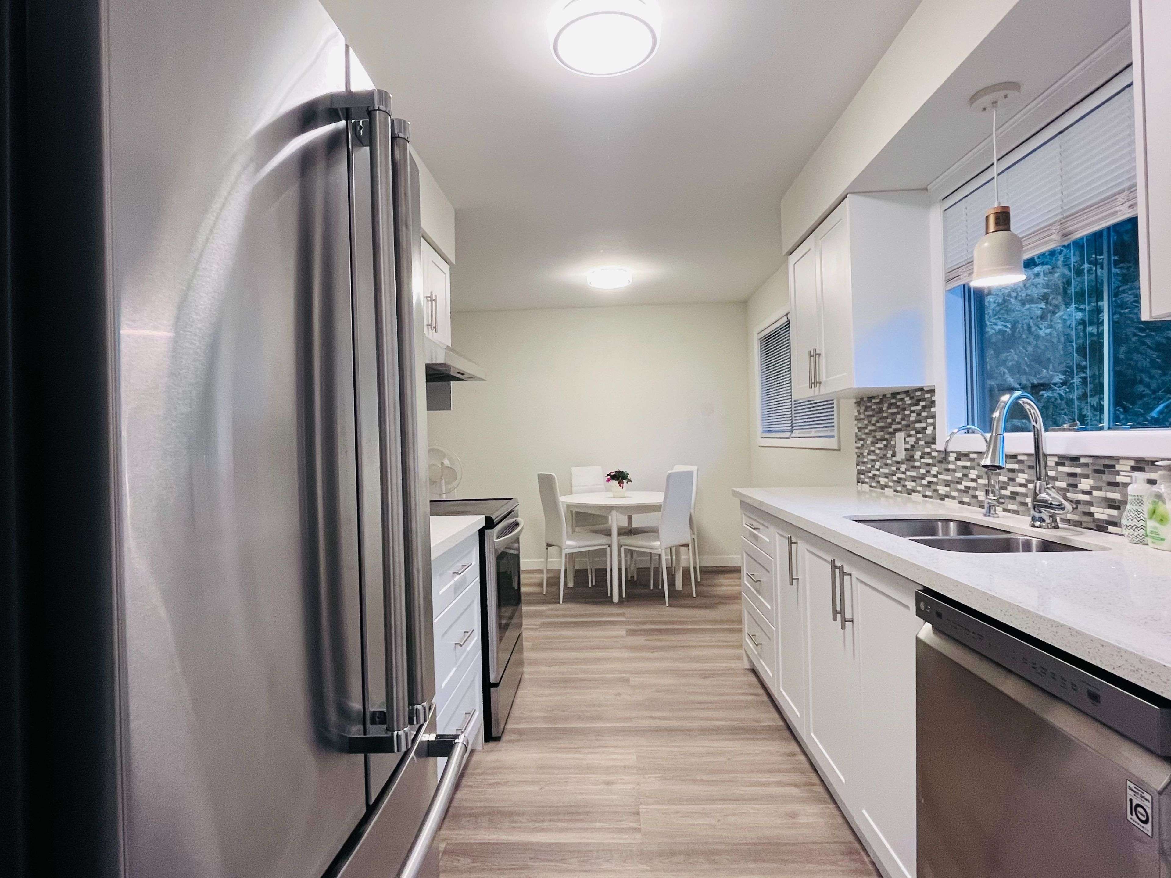 Burlington, ON L7L 2X3,243 Appleby Line