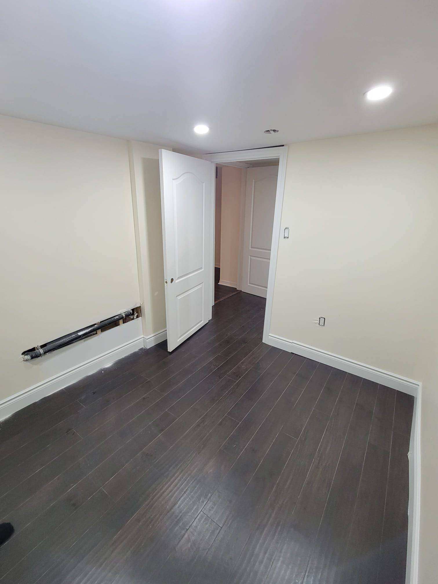 Brampton, ON L6X 0K6,143 Crystal Glen CRES #2