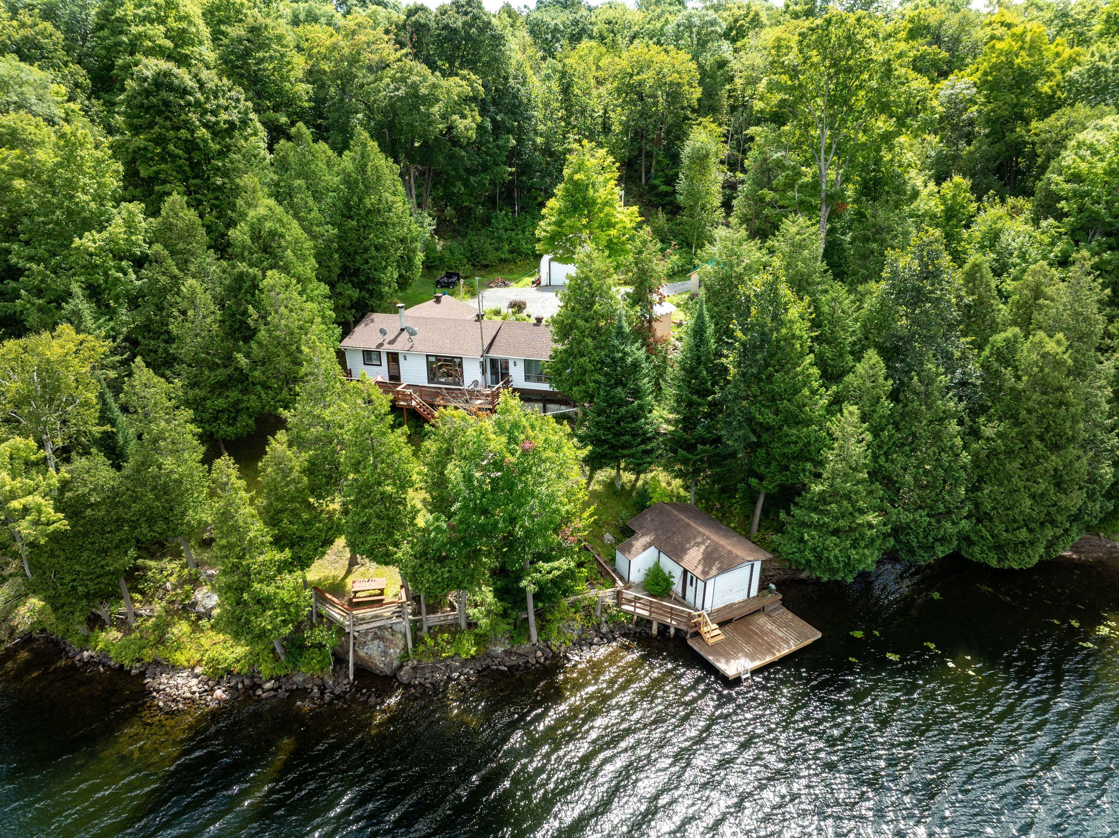 Rideau Lakes, ON K0G 1X0,372 Murphy Road #100 N/A