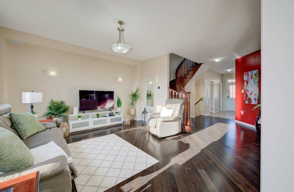 Woolwich, ON N0B 1M0,74 Norwich RD