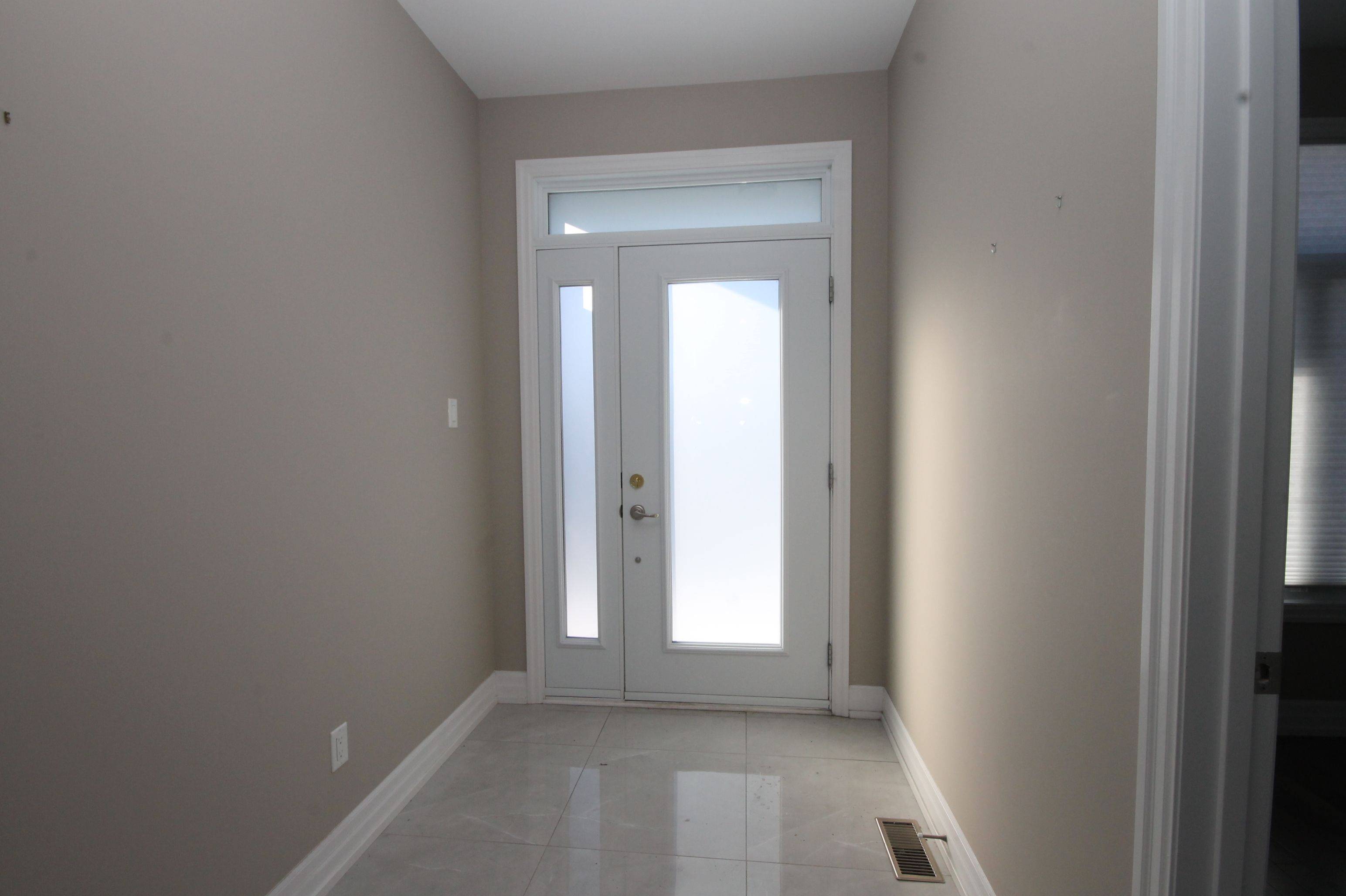 Clarence-rockland, ON K4K 0K9,23 Solara Private