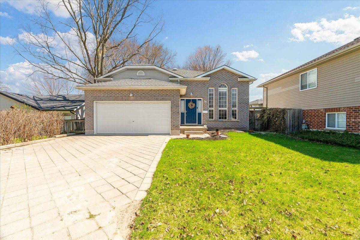 Strathroy-caradoc, ON N7G 1C6,19 Dell DR