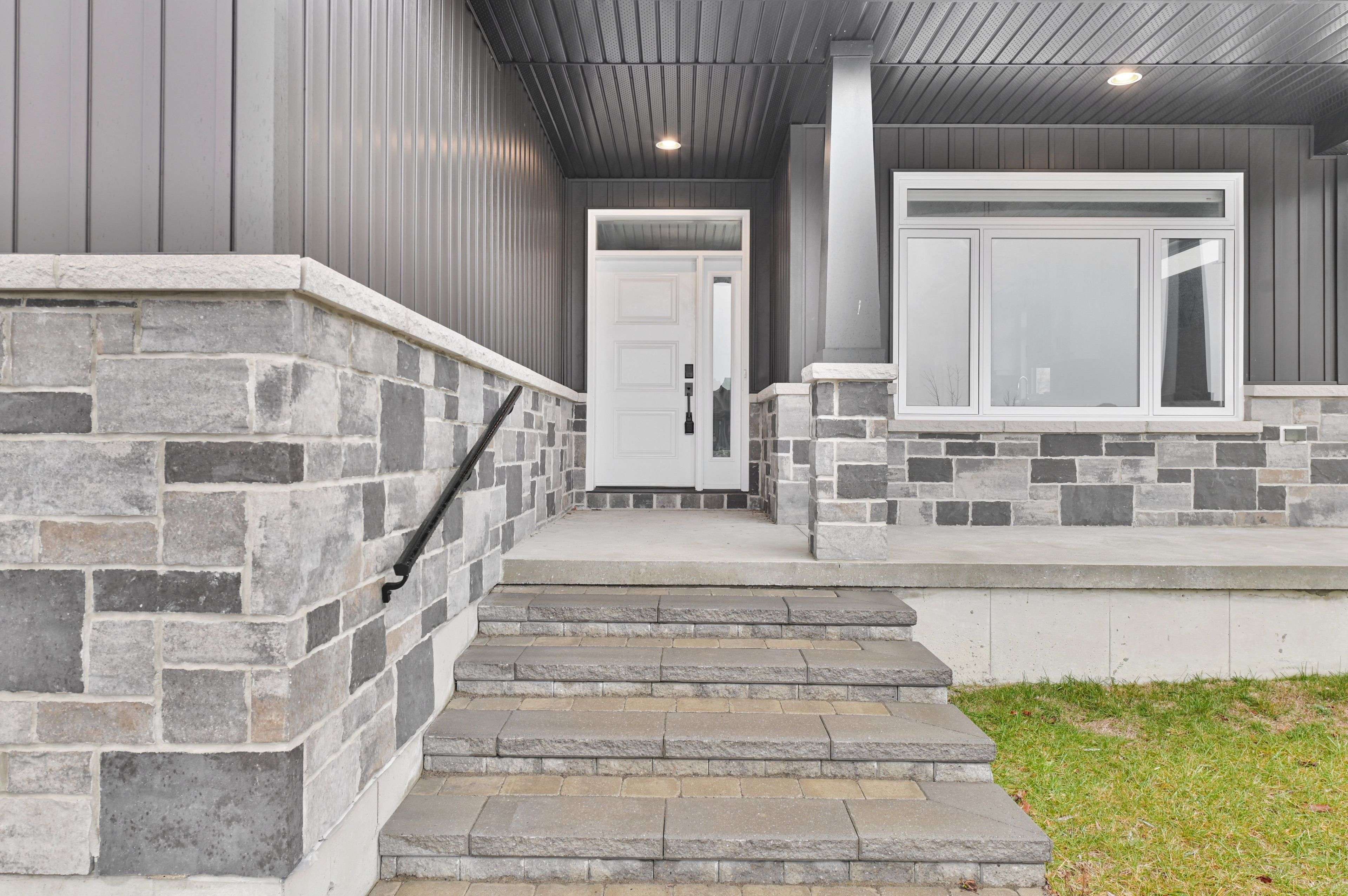 Quinte West, ON K8V 0L5,5 Schmidt WAY