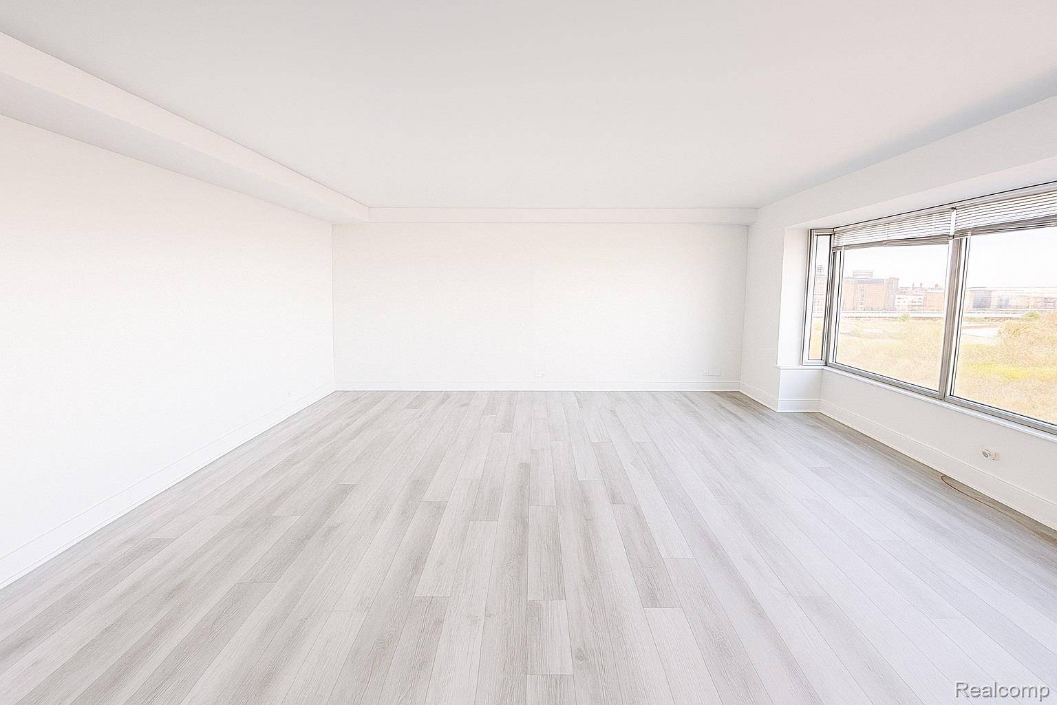 Detroit, MI 48207,1300 E LAFAYETTE ST #1209