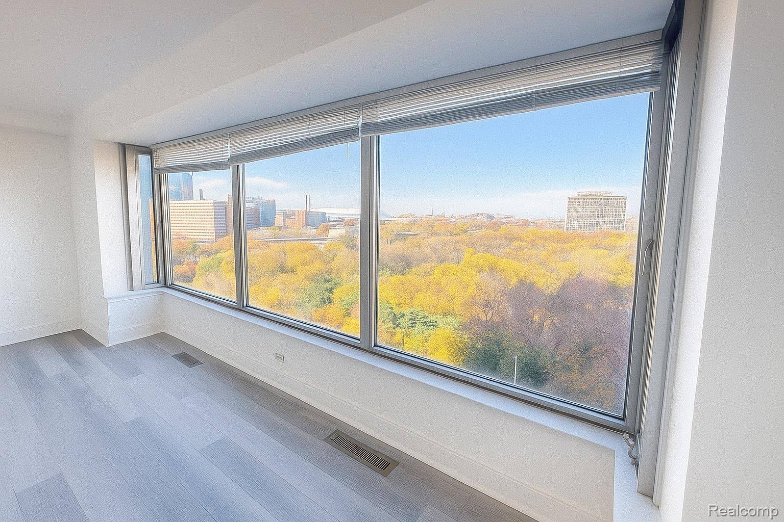 Detroit, MI 48207,1300 E LAFAYETTE ST #1209