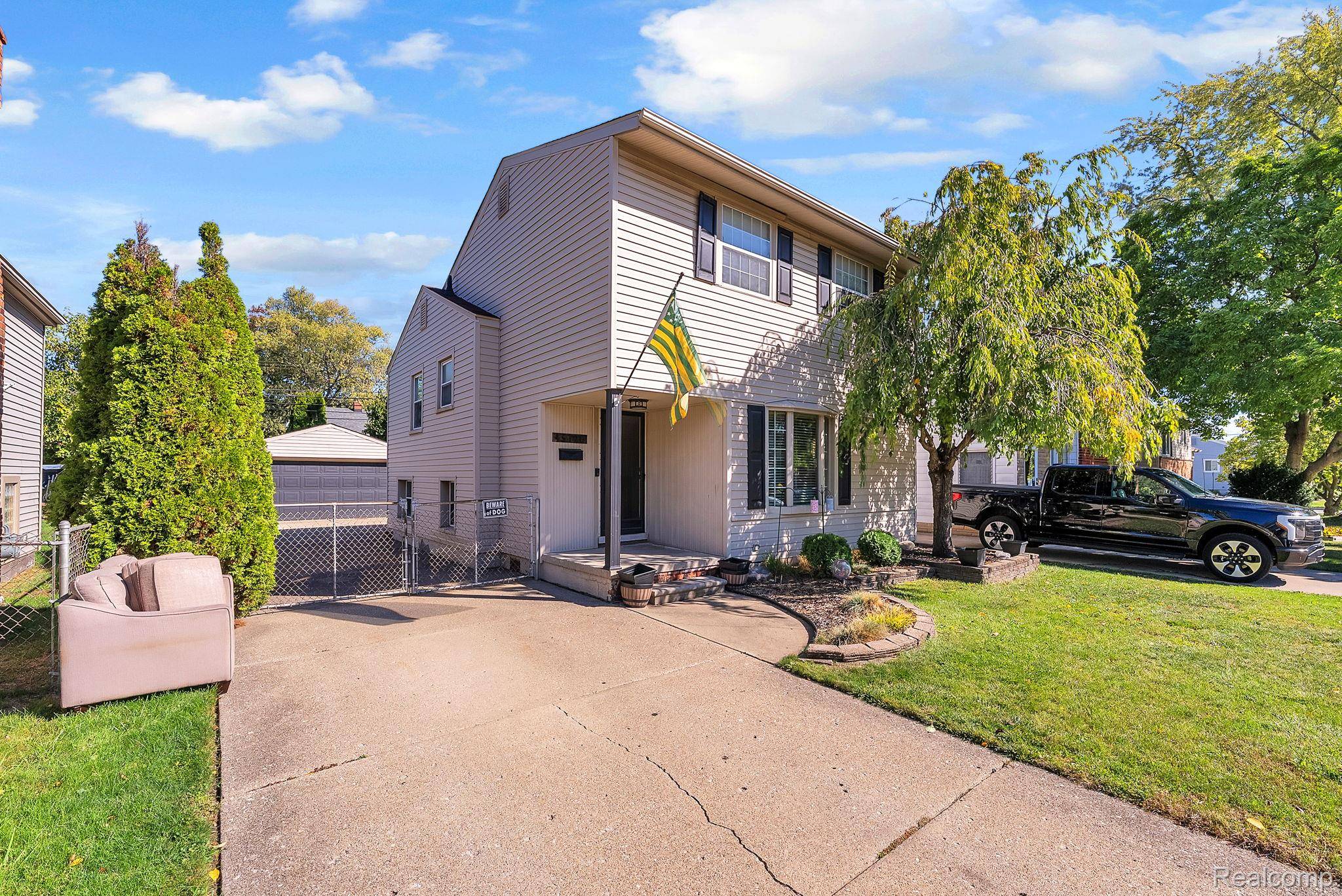 Allen Park, MI 48101,15120 Hanfor AVE