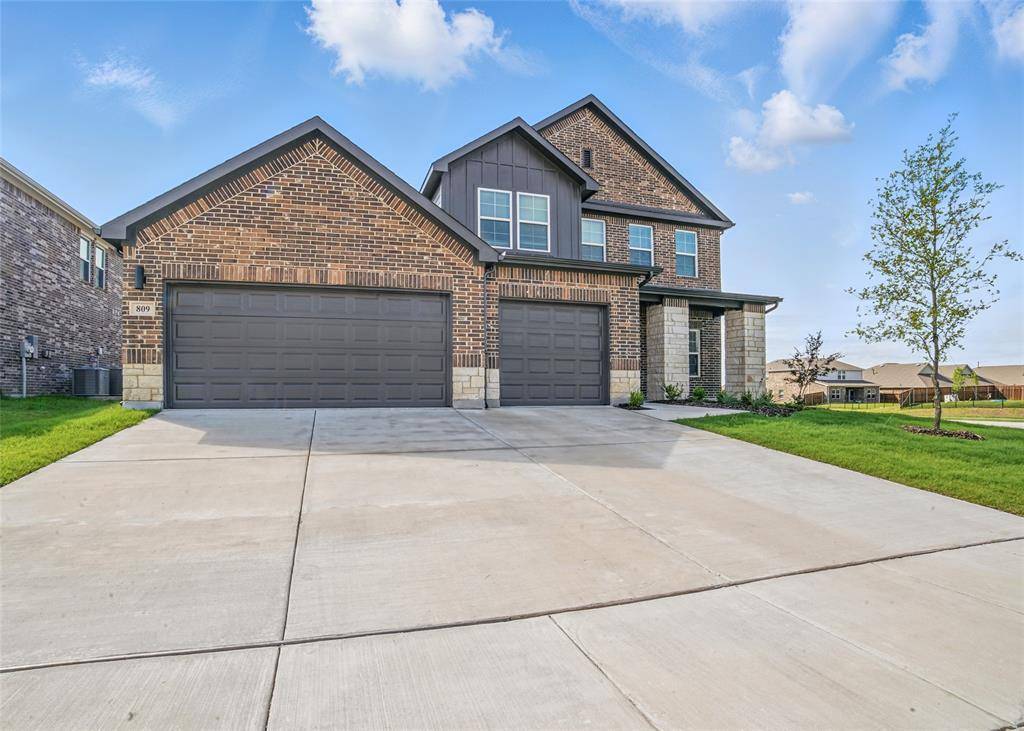 Forney, TX 75126,809 Vineyard Way