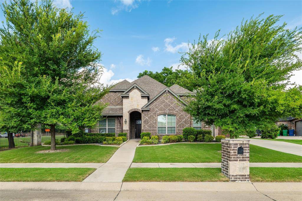 103 Water Garden Drive, Waxahachie, TX 75165